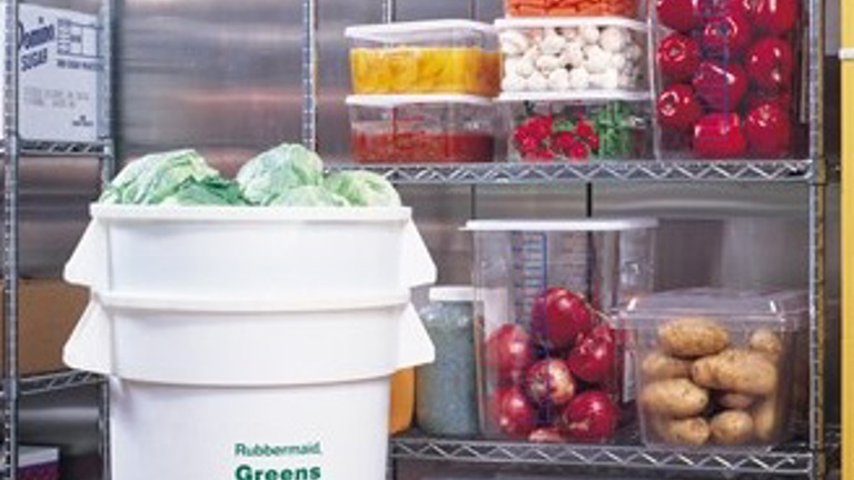 Rubbermaid BRUTE® 32 Gal Greenskeeper with Commercial Space Saving Food Storage Containers